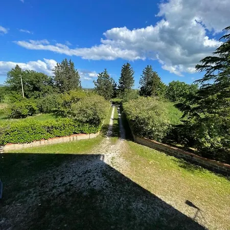 Agriturismo Pietramora Farm stay *
